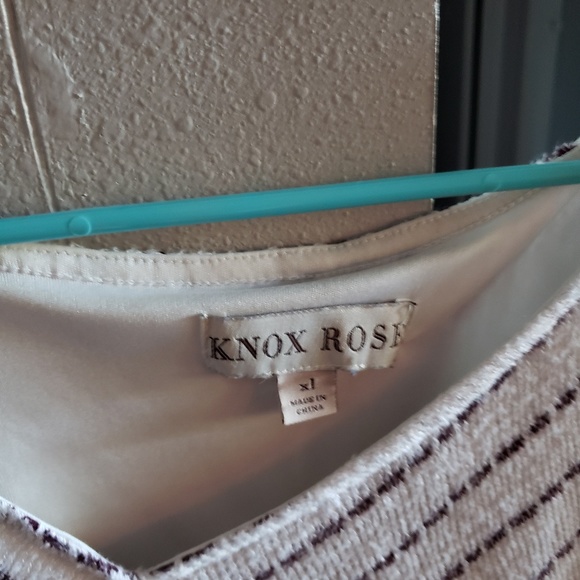 Loose fitting sweater - Picture 2 of 3